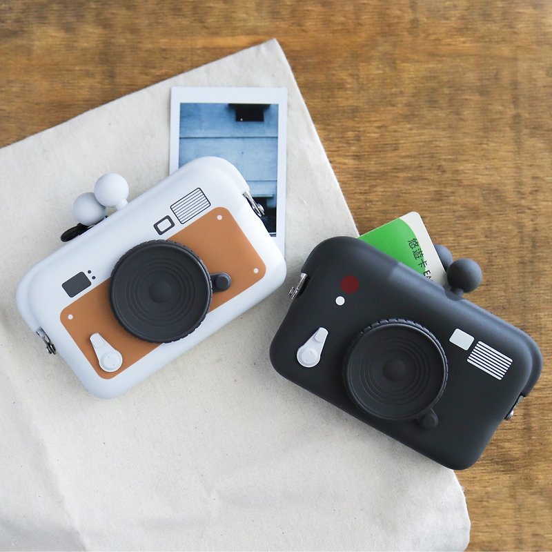 DO-MO 矽膠口金卡夾包/相機(兩色) - 長短皮夾/錢包 - 矽膠 