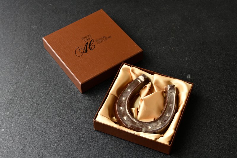 蹄鉄のショコラ - チョコレート - 食材 ブラウン