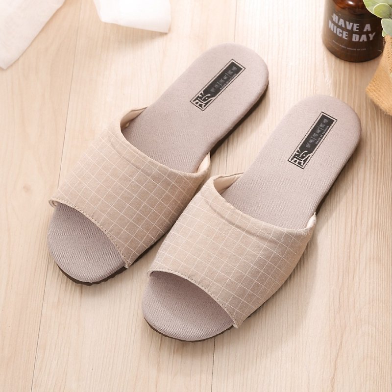【Winonica】Deodorant and Tempering Retro Healthy and Environmentally Friendly Bamboo Charcoal Slippers-Coffee - Indoor Slippers - Other Materials 