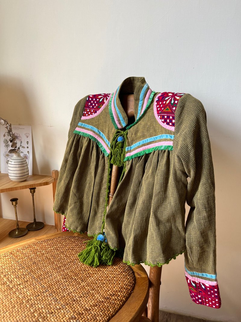 暹羅民族風手工棉織刺繡流蘇短版外套 – 橄欖綠 - 女大衣/外套 - 棉．麻 多色