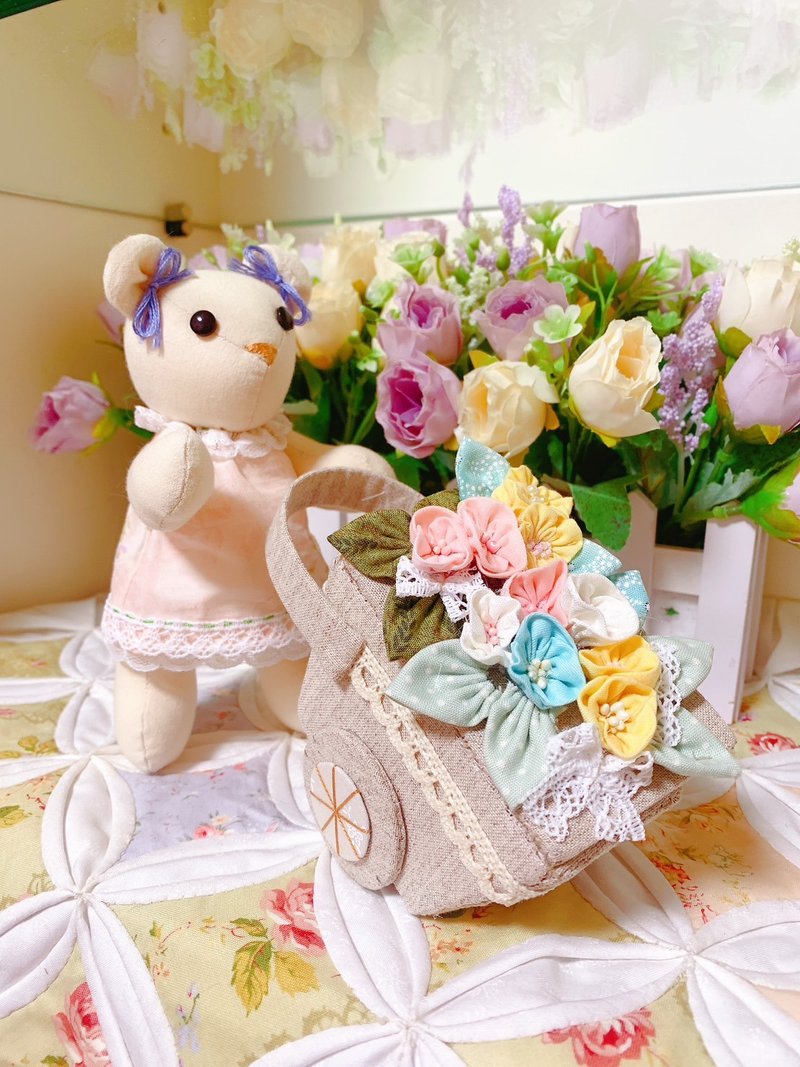 ハート装飾の木製オルゴール（18弁ハートBOX（大）オルゴール