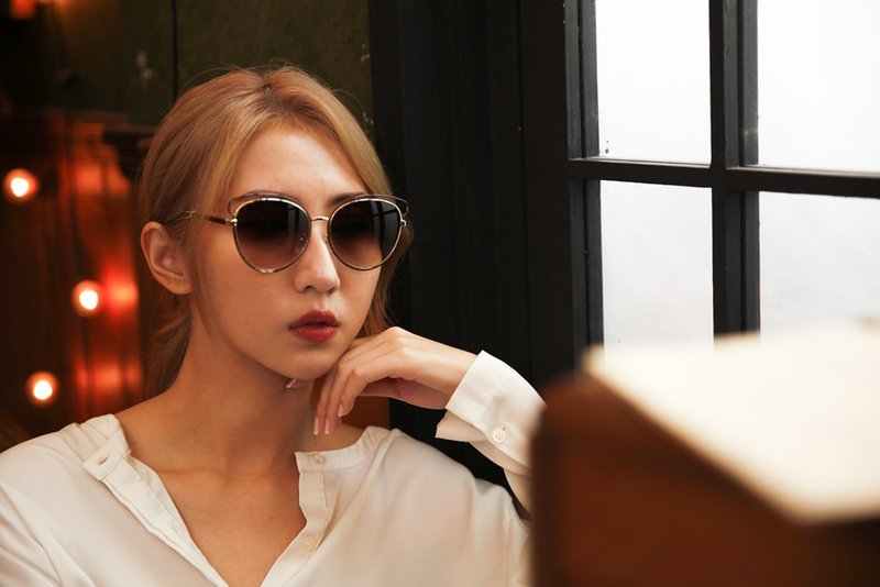 【ASLLY】noble Brown design gradient sunglasses LU3050 - Sunglasses - Other Metals Brown