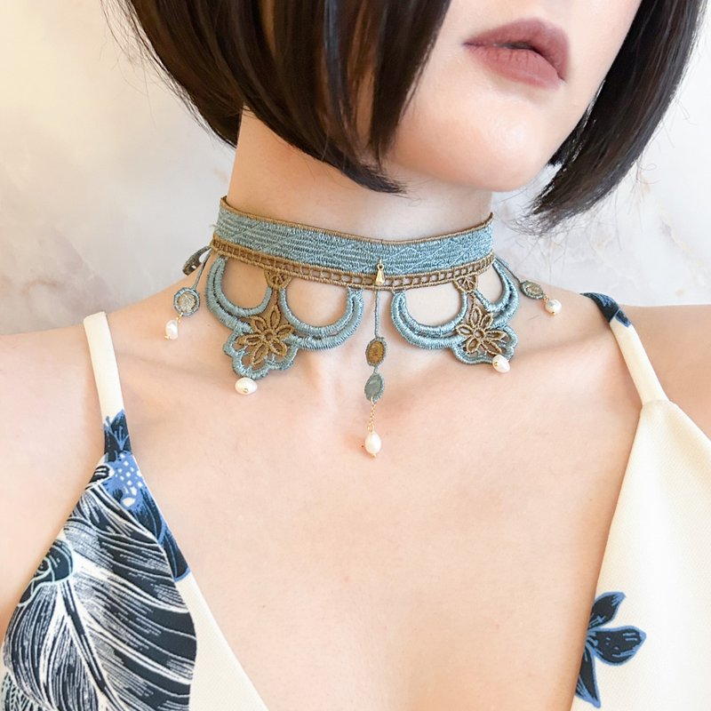 A New Chapter / Freshwater pearl and Brown blue lace choker SV624 - สร้อยติดคอ - โลหะ หลากหลายสี