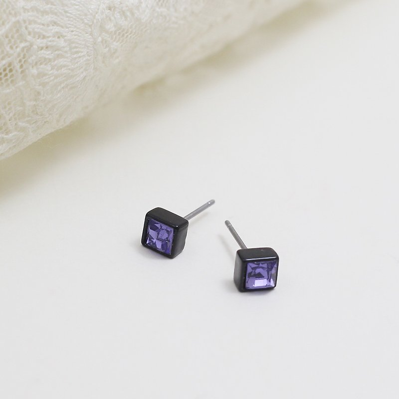Purple square swarovski element Stud Earrings, square Earrings,purple Jewelry - ต่างหู - วัสดุอื่นๆ สีม่วง