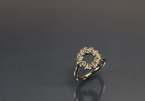 Maple jewelry design 圖像系列-小花圈925銀戒