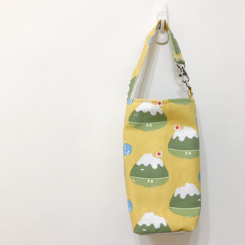 [Snow Pear] Mustard Yellow Bottom Ice Handmade Beverage Bag / Walking Small Bag / Environmental Cup Bag - อื่นๆ - ผ้าฝ้าย/ผ้าลินิน หลากหลายสี