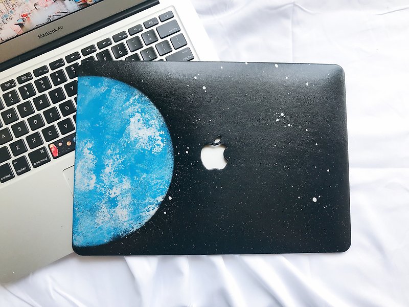 Neptune MacBook Case - Tablet & Laptop Cases - Faux Leather 