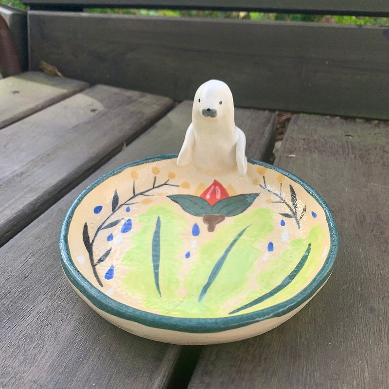 A Lu-Sea lion pottery plate/decoration/pottery can be a painting/hand-made hand-painted/this one only - Items for Display - Pottery Multicolor