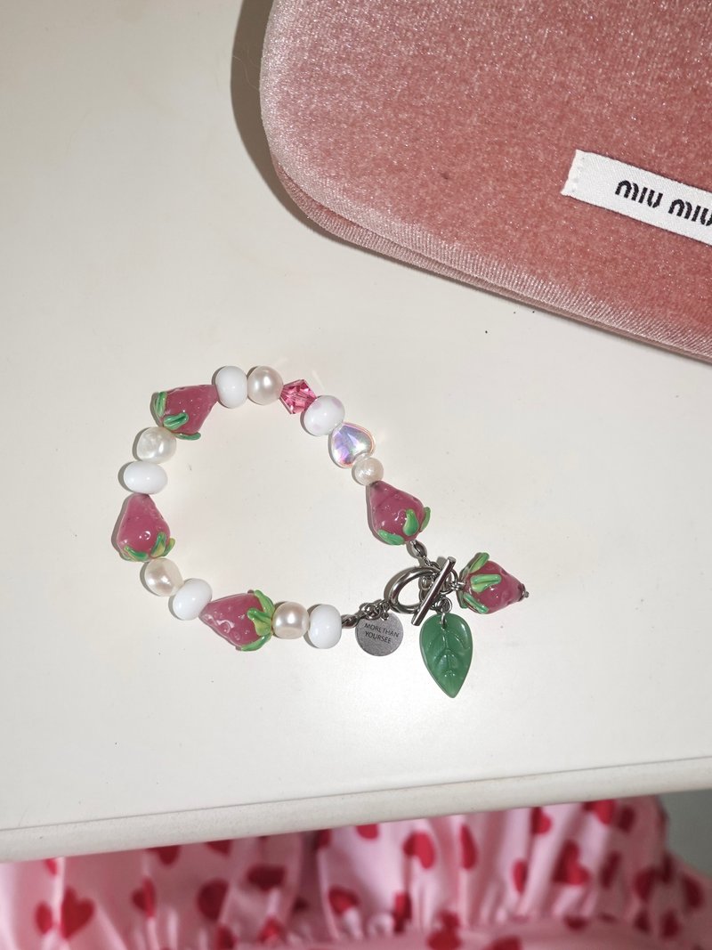 Blush Pink Bracelet Strawberry Murano Glass Bead Bracelet with Swarovski Crystals - 手鍊/手環 - 玻璃 粉紅色