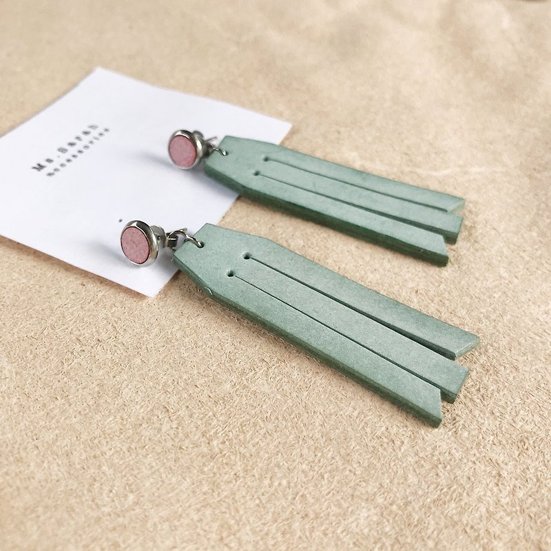 Leather earrings_round frame 7th work #6_tassel section_ cherry blossom powder with mint green (can be changed) - Earrings & Clip-ons - Genuine Leather Pink