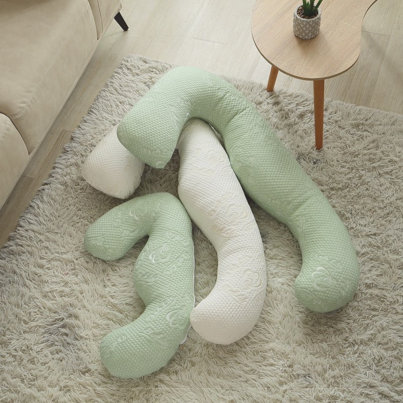 Tencel Seahorse Side Sleeping Long Pillow Memory Foam Made in Taiwan (Buy Big, Get Small) - หมอน - วัสดุอื่นๆ 