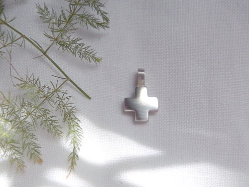 OD Bear 手作銀飾 小十字 | 純銀項鍊墜子 |含16吋銀鍊