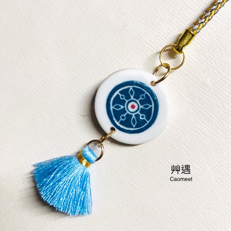 Ceramic hand-painted pendant dark blue series - พวงกุญแจ - เครื่องลายคราม 