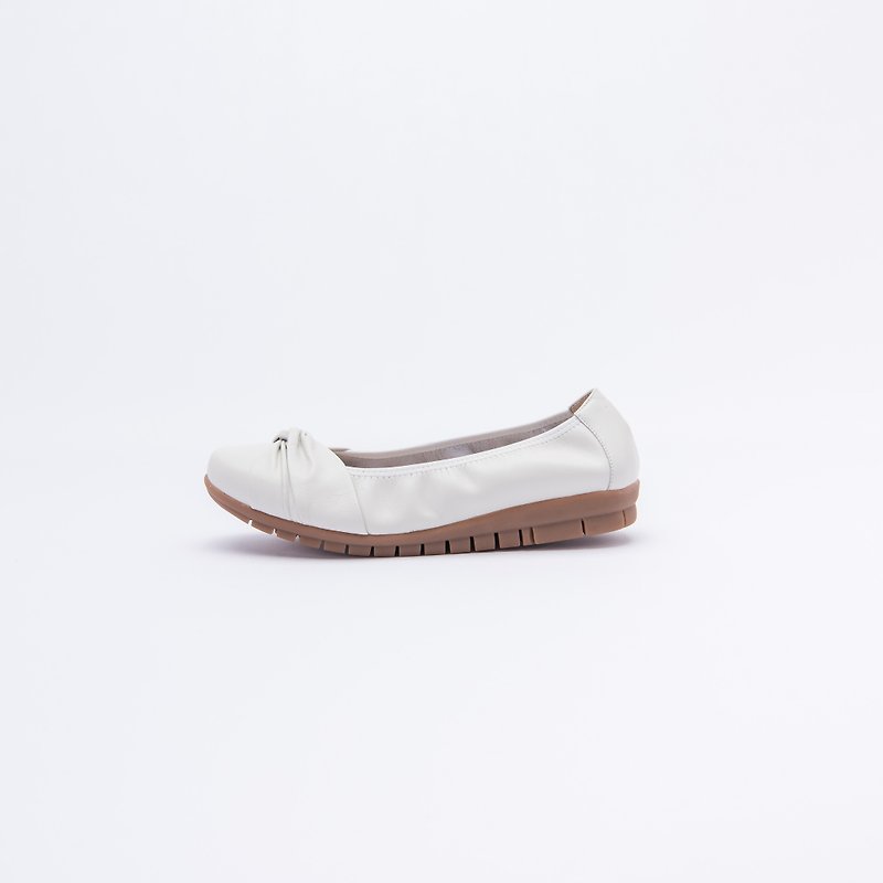 Large size women's shoes 41-45 Taiwanese simple plain double knot leather egg roll flat shoes 2.5cm beige - Women's Casual Shoes - Genuine Leather White