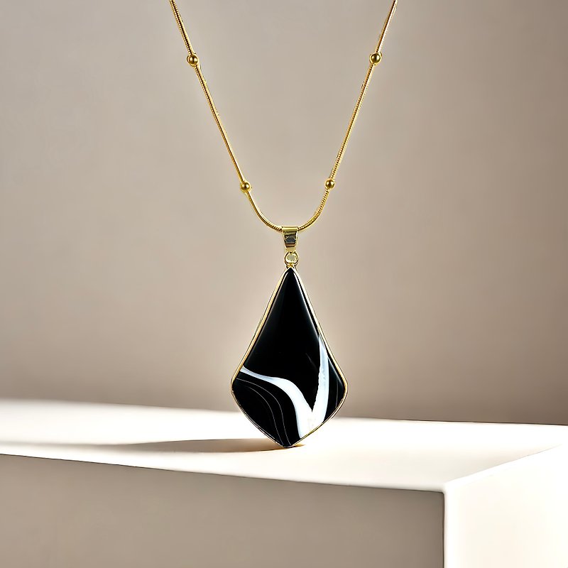 POGO natural agate/white turquoise water drop design necklace - สร้อยคอ - วัสดุอื่นๆ 