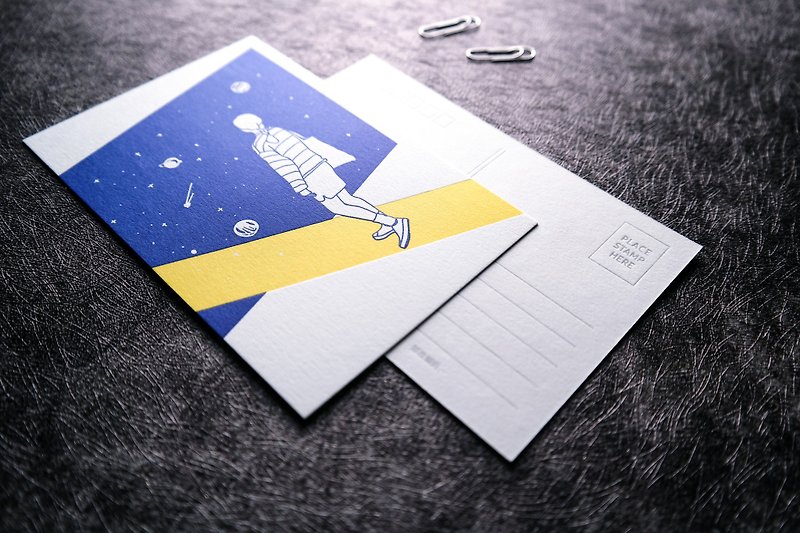 「スターのテーマ」手描きのポストカード、2つの摩耗、男の子と女の子、カップル、活版タイポグラフィ、イラストレーターの小惑星第17号 - カード・はがき - 紙 