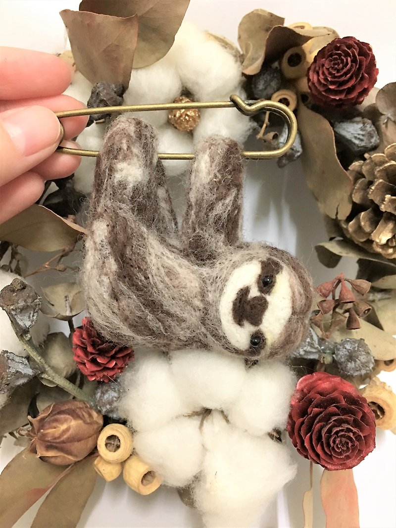 Town Story Sloth Series - A slow sloth wool felt collection - Brooches - Wool Multicolor