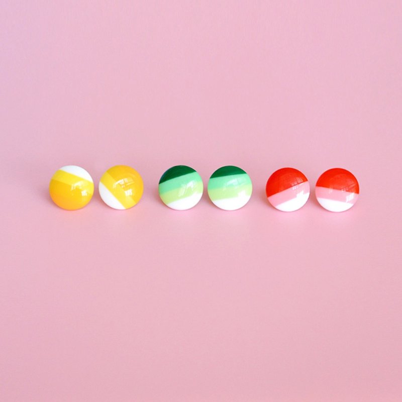 Sweet candy color earrings fresh summer gradient color ear clip gift - Earrings & Clip-ons - Resin Multicolor