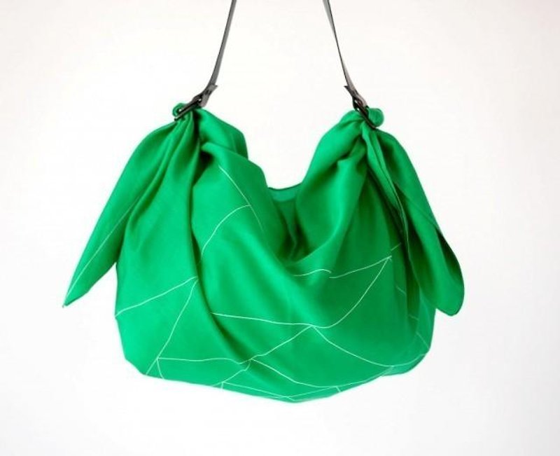 Triangles furoshiki & Black leather carry strap set - Messenger Bags & Sling Bags - Cotton & Hemp Green