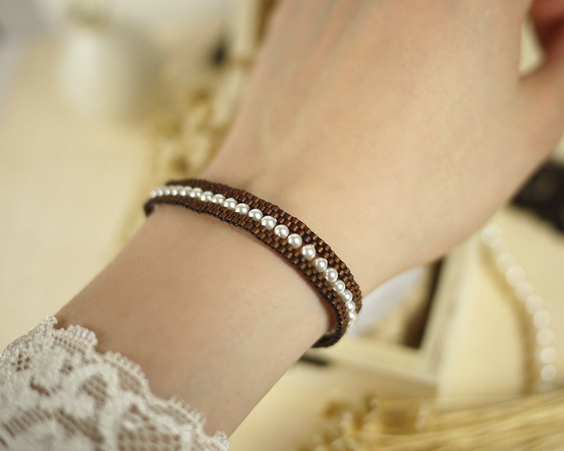 Fine Weave - Handmade Pearl Coffee Gold Bracelet - Bracelets - Glass Brown