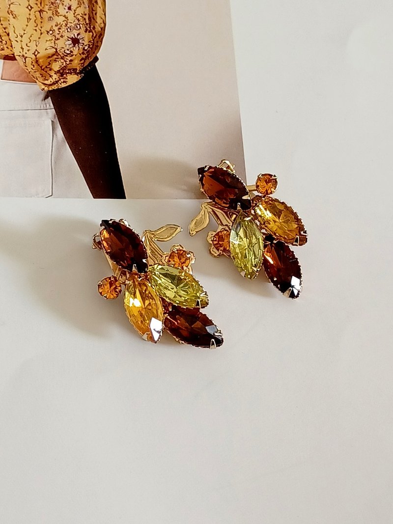 vintage jewelry 古董大地色系萊茵花簇夾式耳環 - 耳環/耳夾/耳骨夾 - 其他金屬 
