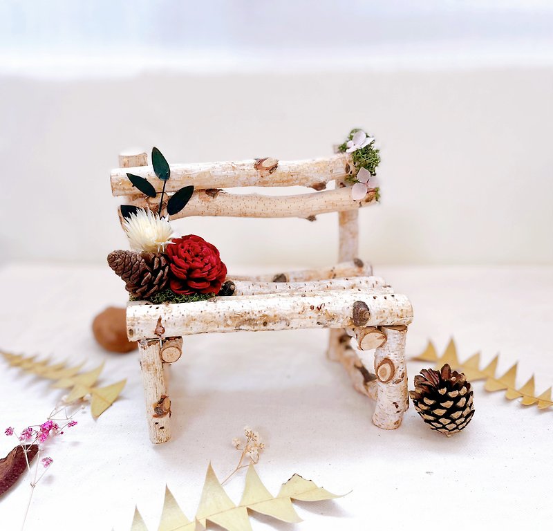 Floral ornaments, business card holder, mobile phone holder - Dried Flowers & Bouquets - Wood 