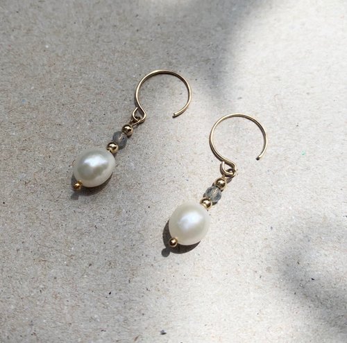 Lux Jewelry 天然石/手作輕珠寶 14KGF 悠然仙境水滴珍珠小耳勾