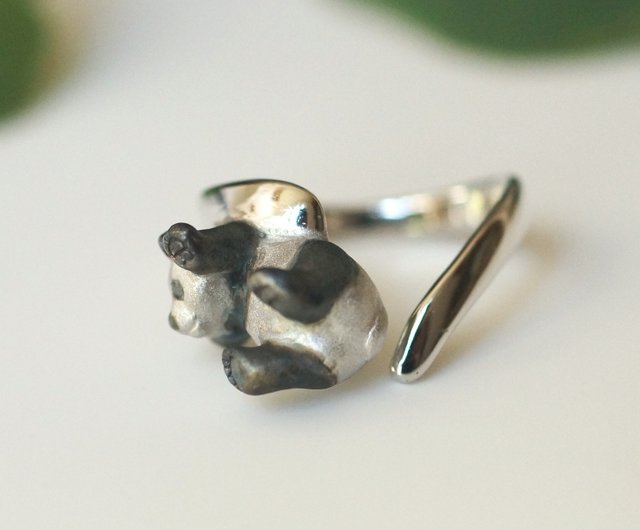 STERLING SILVER SLEEPING CAT RING