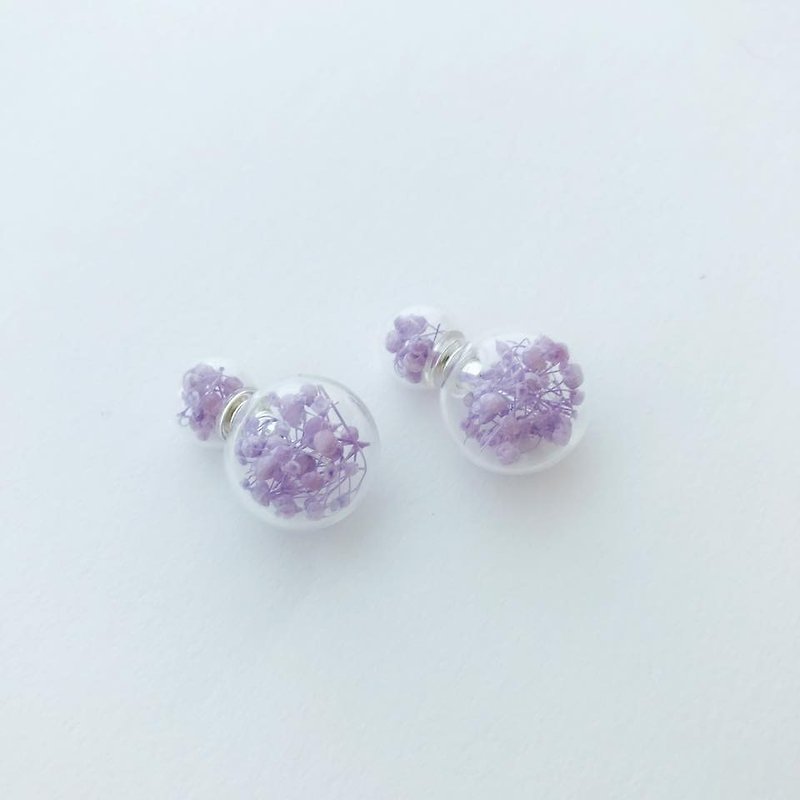 Purple Preserved Flowers Double sides earrings birthday Bridal Shower Bridesmaid Glass Ball - ต่างหู - พืช/ดอกไม้ สีม่วง