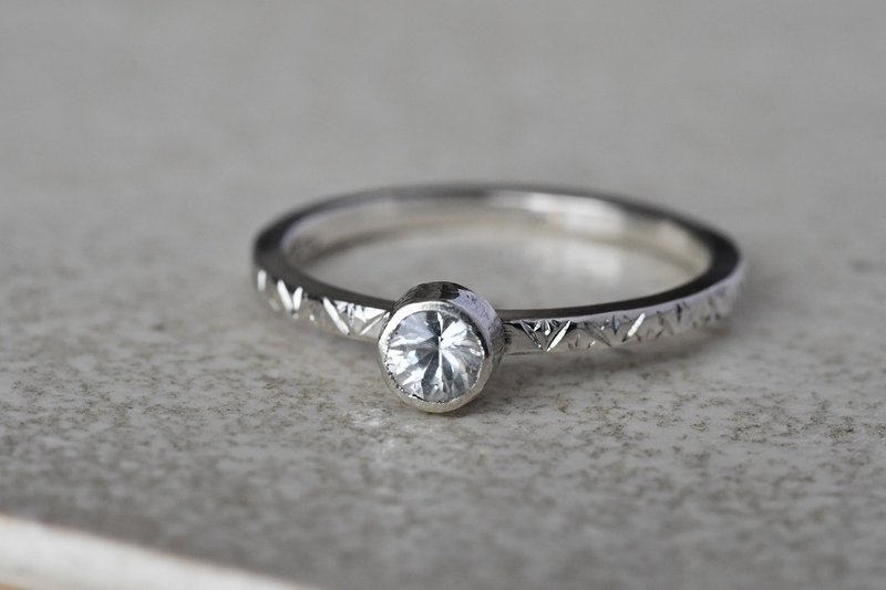 月佳 白色鋯石 - 戒指 - 其他金屬 銀色