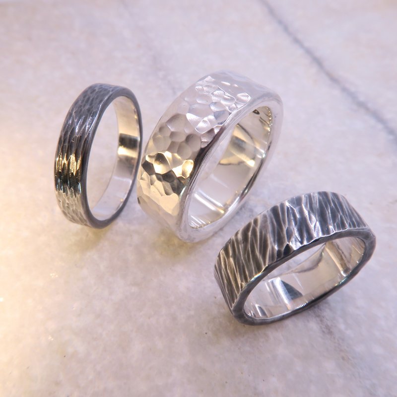 Customized forged ring thickness 1.5mm - width/texture can be customized - แหวนทั่วไป - โลหะ สีเงิน
