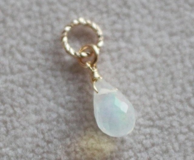 クリアカラー プレシャス オパール ブリオレットドロップ ピアス Pinkoi Proxy Purchase - 10月誕生石・プレシャスオパール＜ドロップ