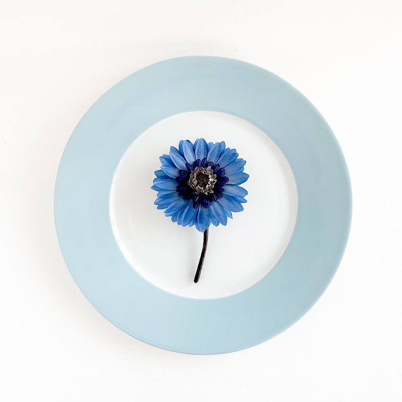 Corsage: Blue Gerbera - เข็มกลัด/ข้อมือดอกไม้ - ผ้าไหม สีน้ำเงิน