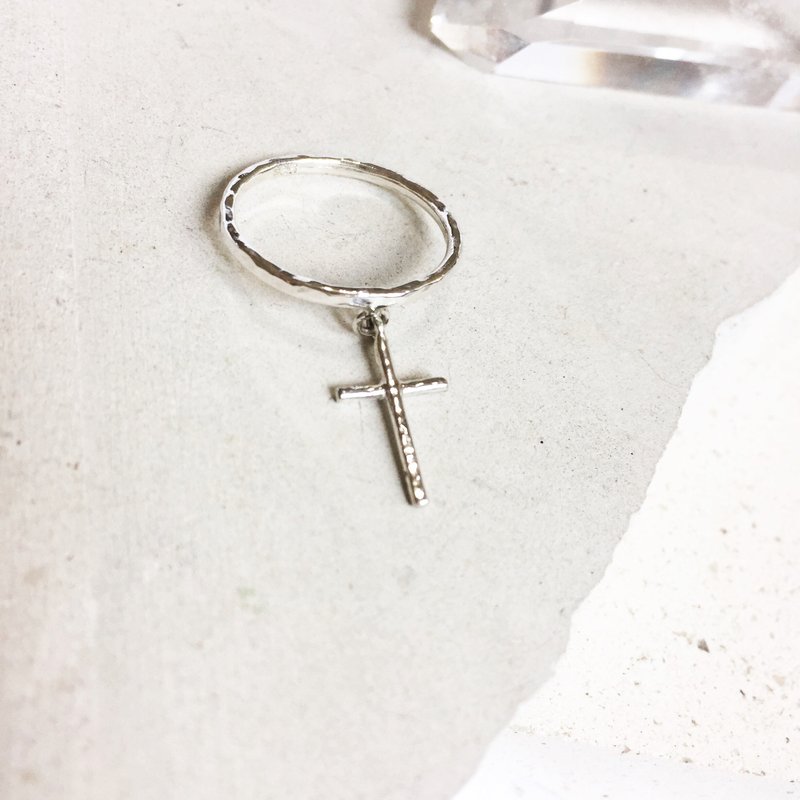 MIH Metalworking Jewelry | Covenant-Heart has its own cross sterling silver ring Cross ring - แหวนทั่วไป - เงินแท้ สีเงิน