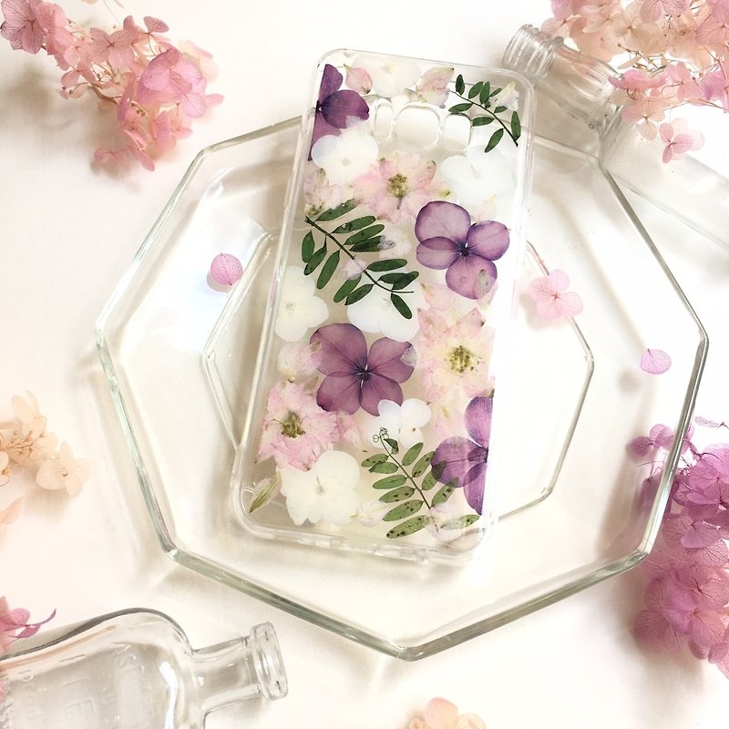 Romance - pressed flower phone case - เคส/ซองมือถือ - กระดาษ สึชมพู