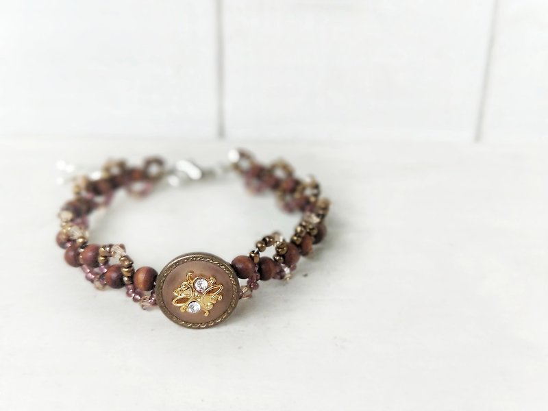 - Un Jess Cadeau - Antique Button Handmade Bracelet - Bracelets - Other Materials Brown