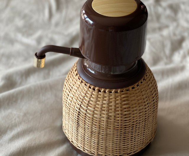 Zojirushi Japan Showa Handmade Rattan Kettle Push-on Kettle Magic Bottle Insulated  Kettle - Shop the-old-soul Vacuum Flasks - Pinkoi