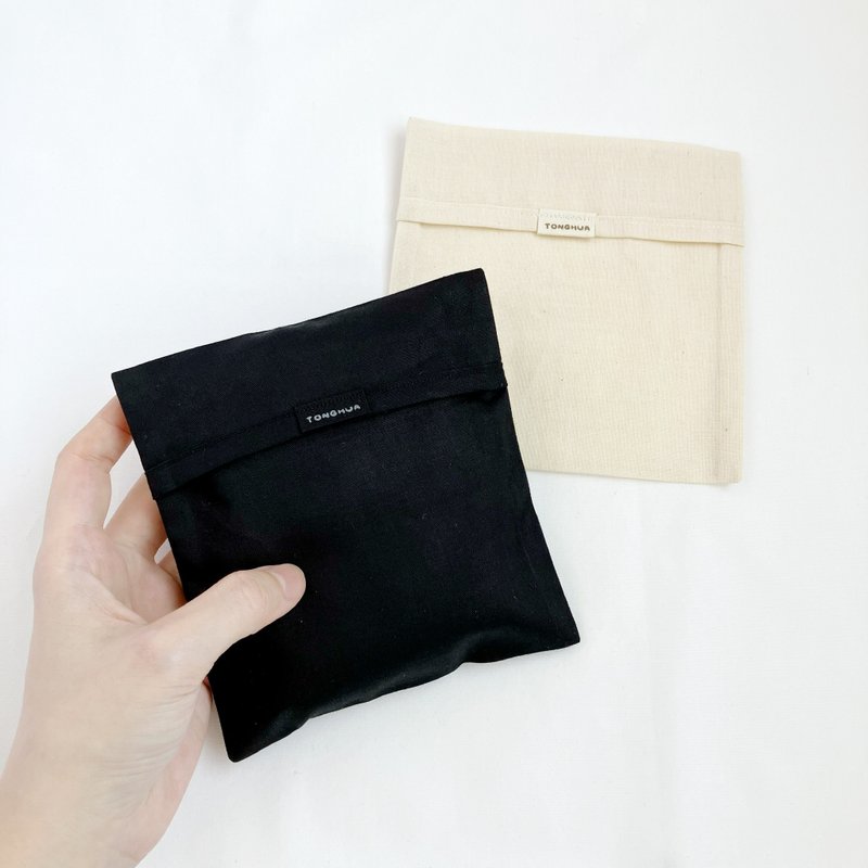 [Additional purchase] Black/primary color TONGHUA brand storage bag can hold eye masks and cloth masks - หน้ากาก - ผ้าฝ้าย/ผ้าลินิน สีดำ