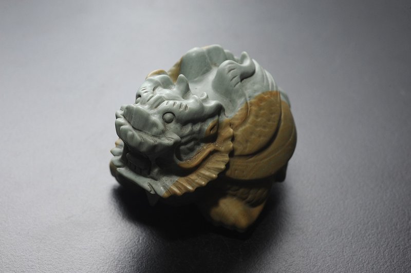 阿拉善飛天龍龜 礦石/水晶/靈修/開運/招財/破煞/防小人 - 擺飾/家飾品 - 寶石 