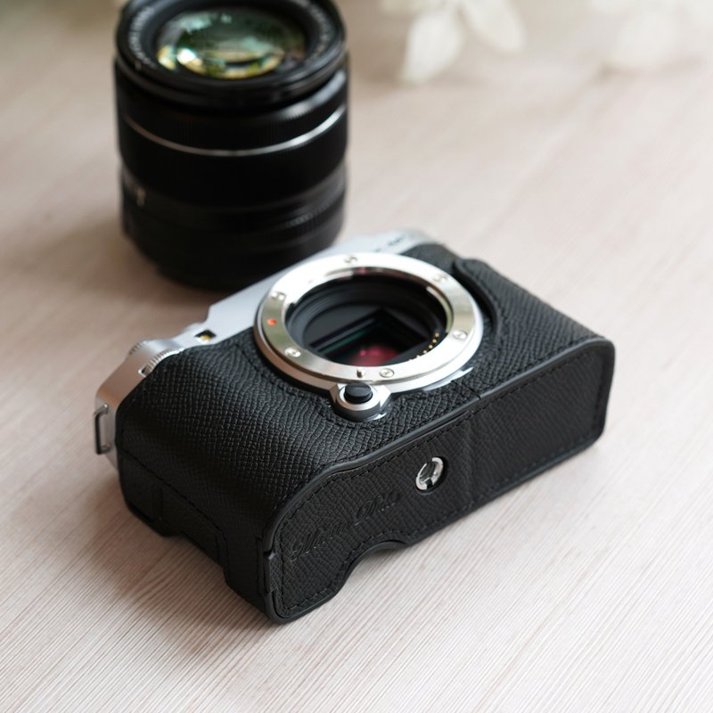 適用機型 FUJIFILM X-M5 手掌紋皮革相機底座皮套 - 相機包/相機袋 - 真皮 多色