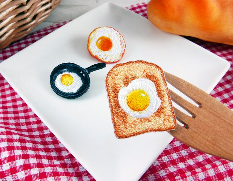 Embroidery Pins | Egg Series-Poached Eggs, Toast Eggs, Pan Fried Eggs | Art Light Sticky - เข็มกลัด/พิน - งานปัก หลากหลายสี