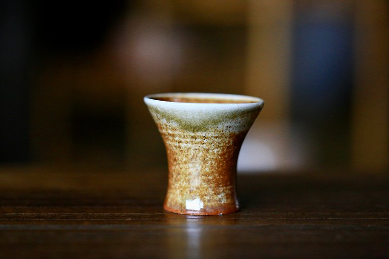 Woodfired Pottery Tea cup / Wine Cup 022401 - ถ้วย - ดินเผา สีนำ้ตาล