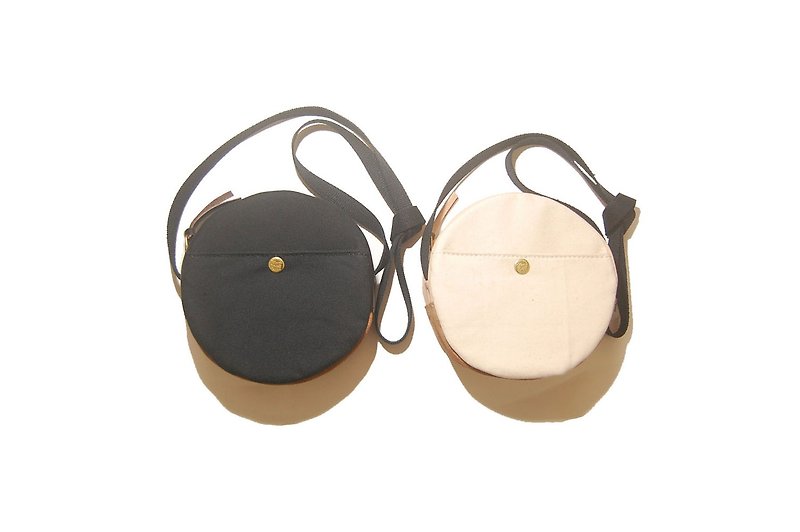 Tambourine canvas bag - tambourine package - กระเป๋าแมสเซนเจอร์ - ผ้าฝ้าย/ผ้าลินิน สีดำ