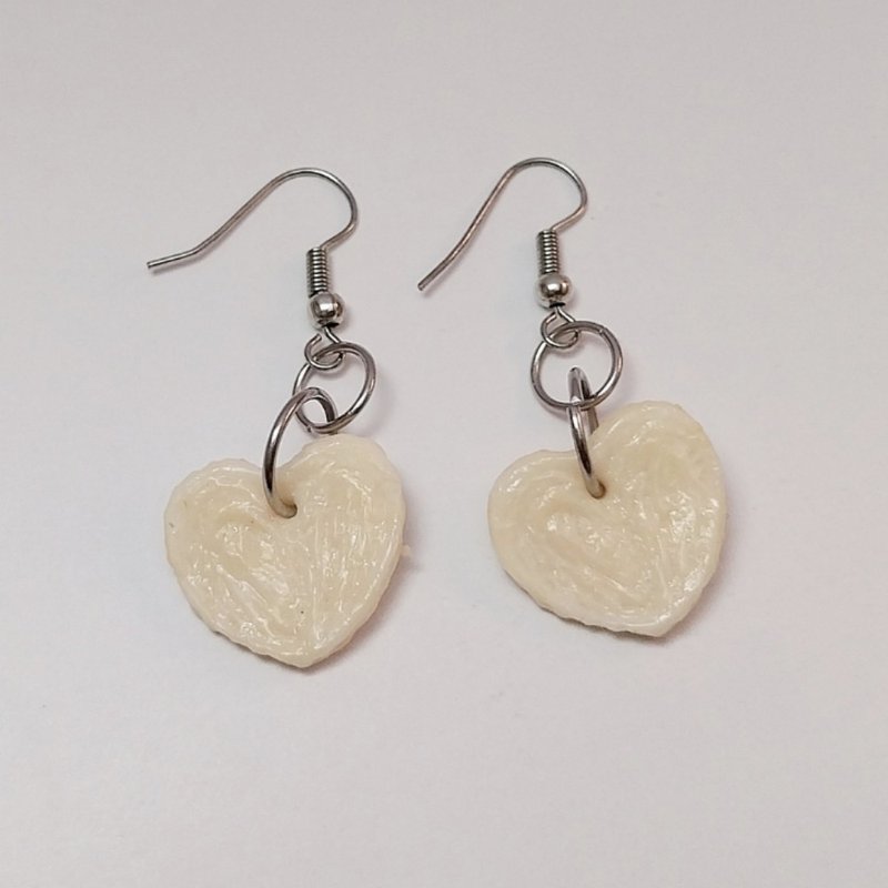 Heart Bread Earring Handmade Air Dry Clay Eco Friendly Stainless Hook - 耳環/耳夾/耳骨夾 - 黏土 黃色