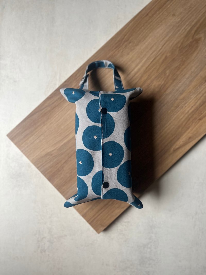 Hanging toilet paper bag | blue bun - กล่องทิชชู่ - ผ้าฝ้าย/ผ้าลินิน 