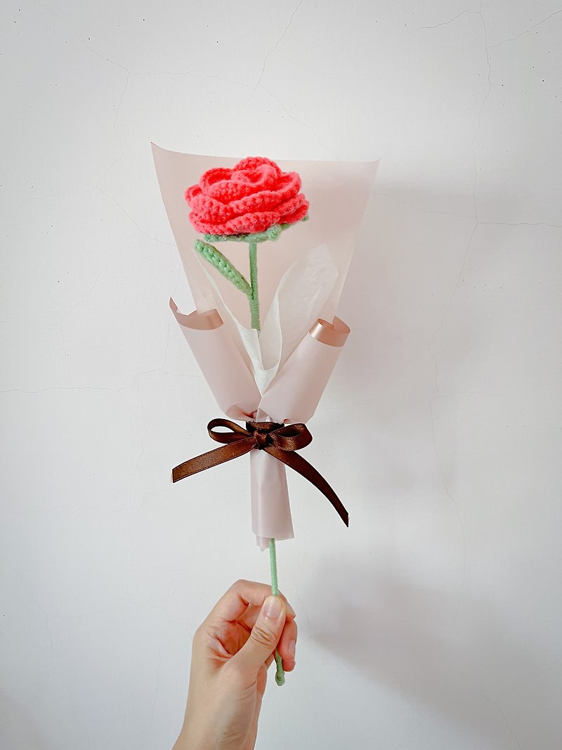 【Eternal Flower Series】Handmade Wool Weaving Single Rose - ช่อดอกไม้แห้ง - ผ้าฝ้าย/ผ้าลินิน หลากหลายสี