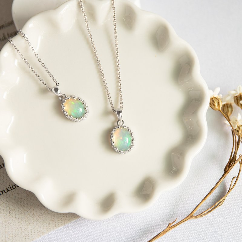 Opal Opal October Birthstone Stone Setting Sterling Silver Necklace - สร้อยข้อมือ - เครื่องเพชรพลอย หลากหลายสี