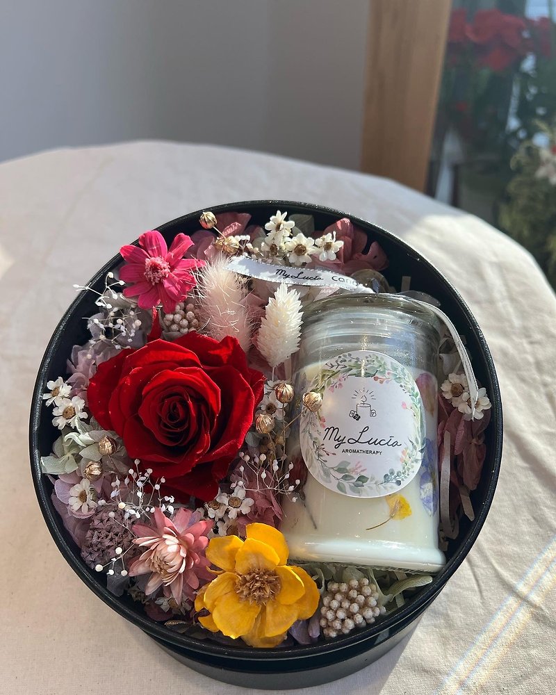 Japanese Yongcheng Rose-Purely Handmade Natural Fragrance Garden Candle - จัดดอกไม้/ต้นไม้ - พืช/ดอกไม้ สีแดง