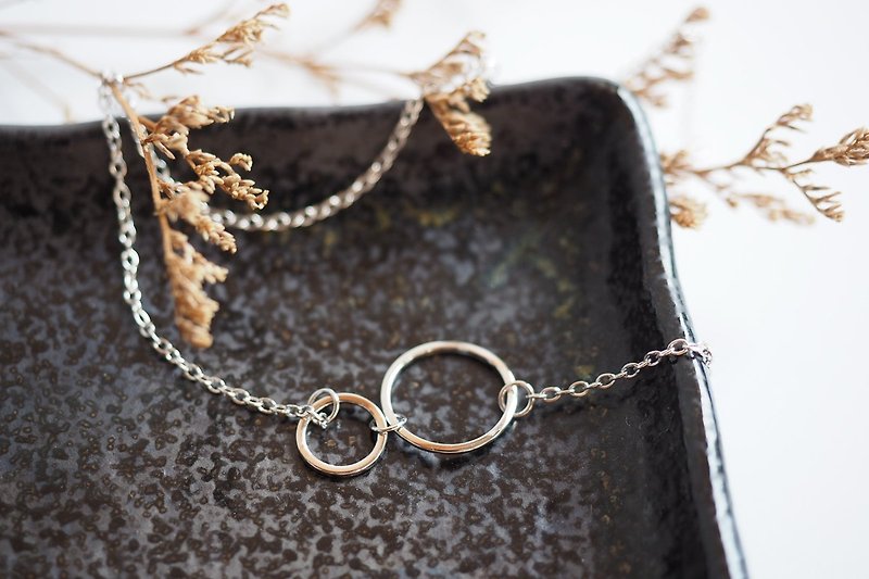 Double hoops plain sterling silver necklace - สร้อยคอ - เงินแท้ สีเงิน