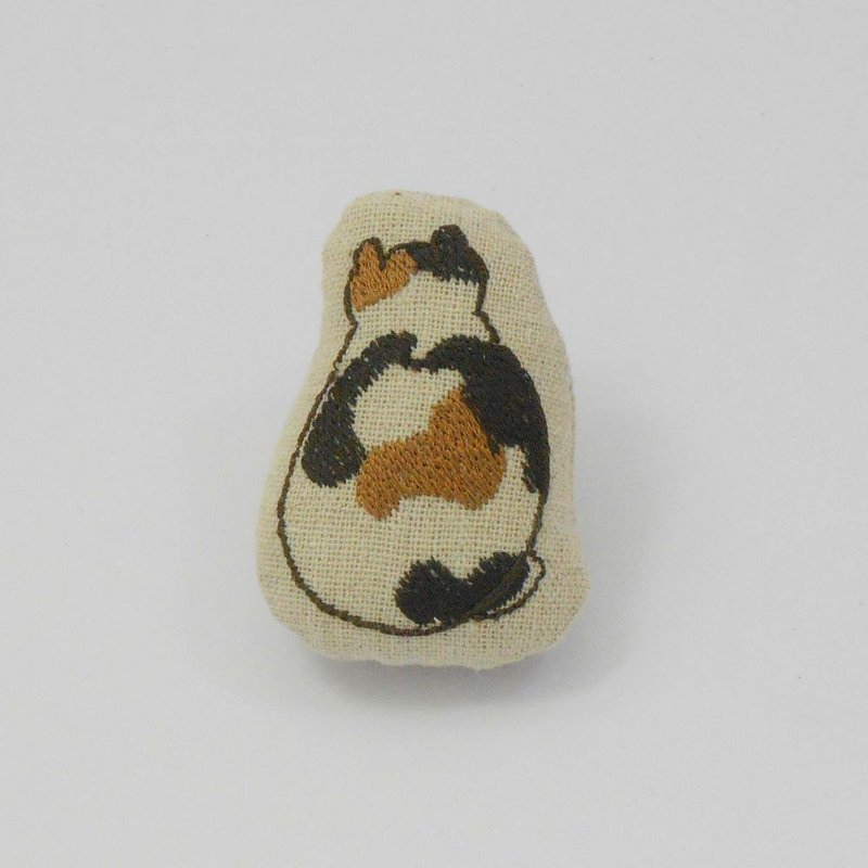 刺繡  貓貓別針09-三花貓04 - 胸針 - 棉．麻 白色